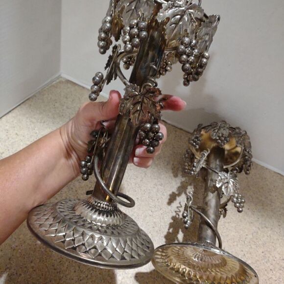 Silversmith Silver  Grapevine Candle Holders. HC - Picture 5 of 8